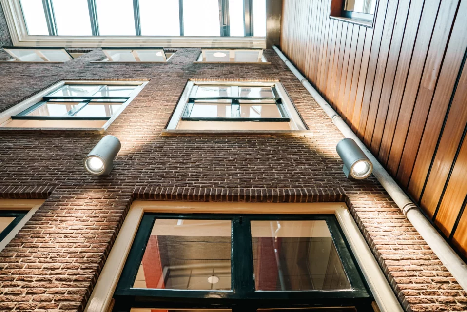 Verweij Elektrotechniek bij Universiteit Utrecht In opdracht van Van Zoelen